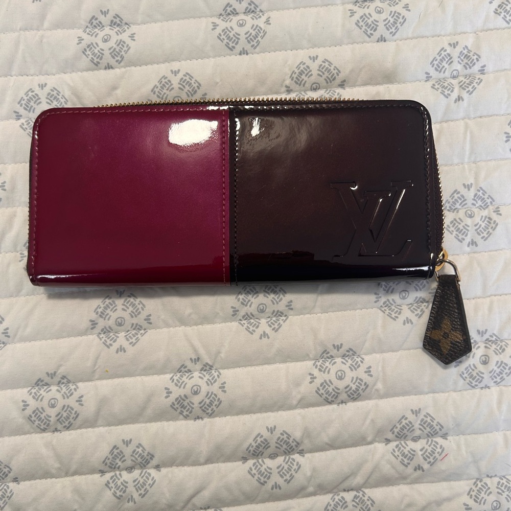 Authentic💄 Louis Vuitton Magenta Miroir Clemence Patent Leather Wallet - Picture 4 of 17